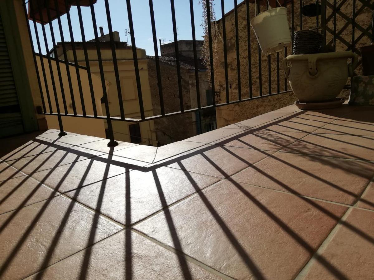 La Casa Di Adele Lägenhet Sassari Exteriör bild